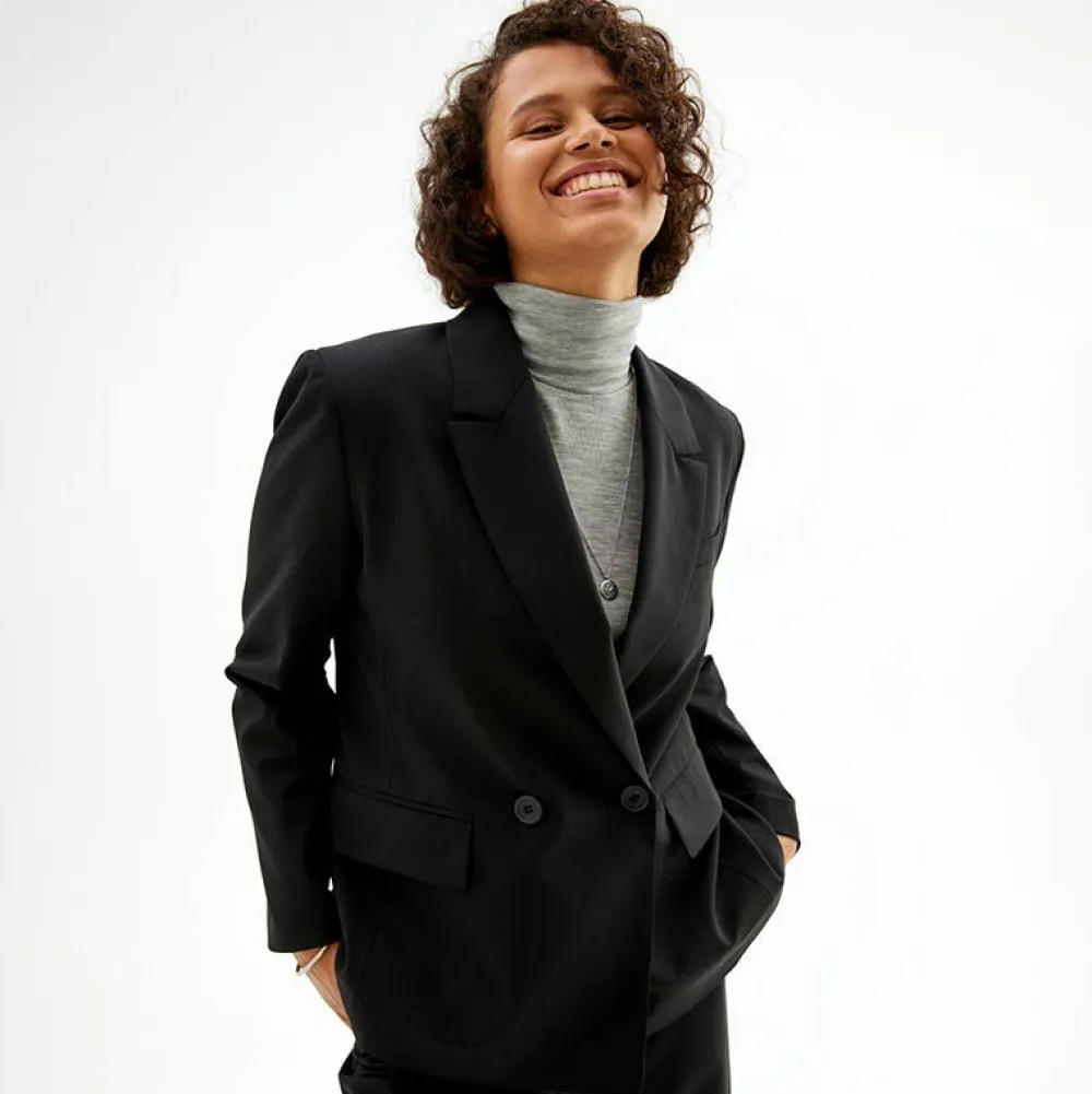 Pierre Robert Overdeler-Blazer Black