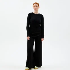 Pierre Robert Overdeler|Sommerull-​Ribbestrikket Ullgenser Black