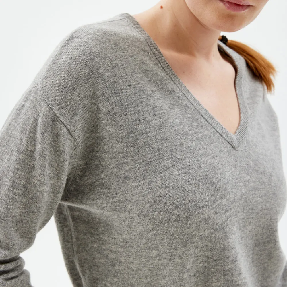 Pierre Robert Overdeler|Sommerull-V-Genser Merinoull Grey Melange